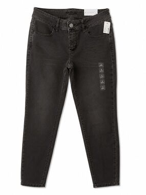 Maurices NWT High Rise Skinny Jeans | Small Short